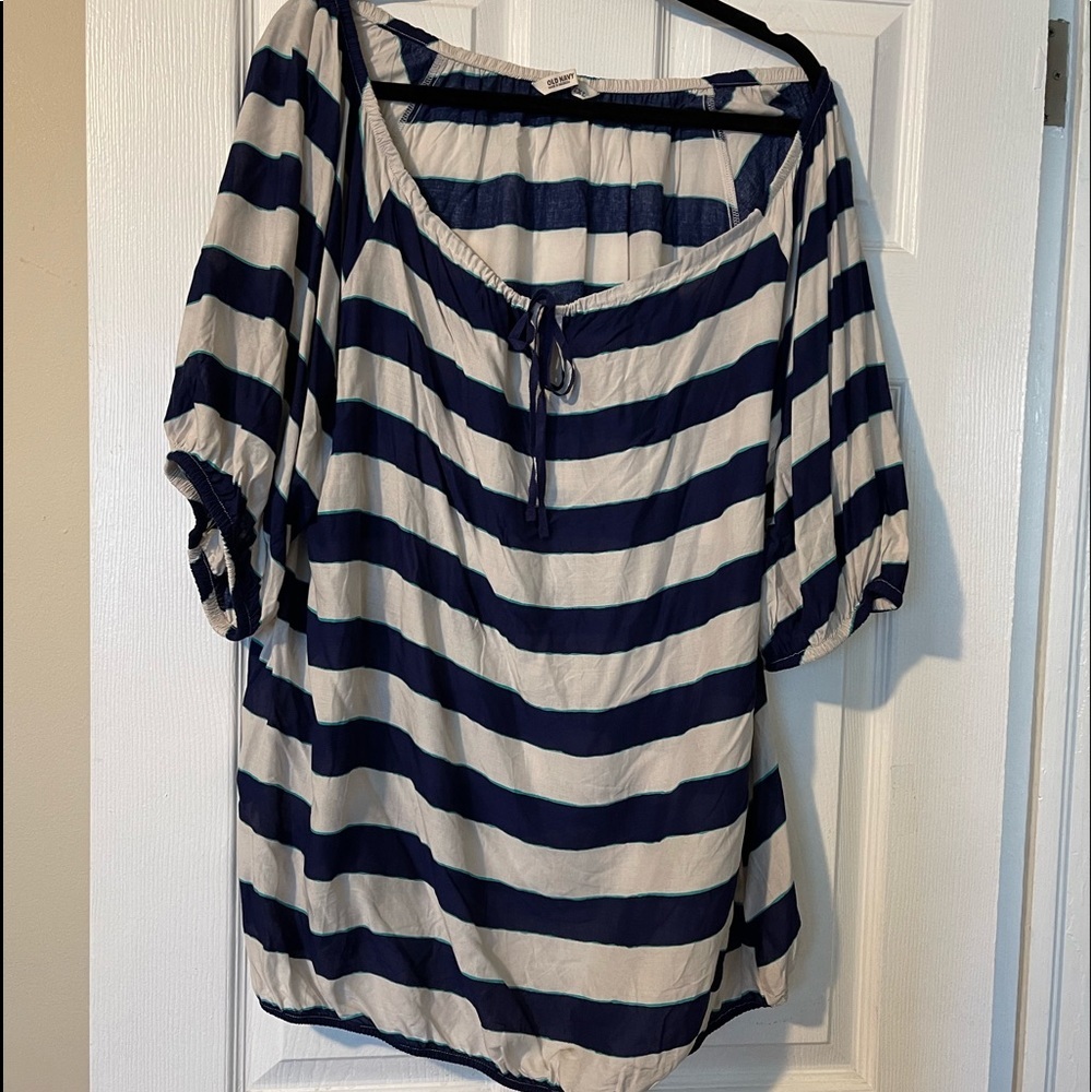 NWT- Old Navy - Stripped Blue & White Top - XXL - Picture 2 of 7